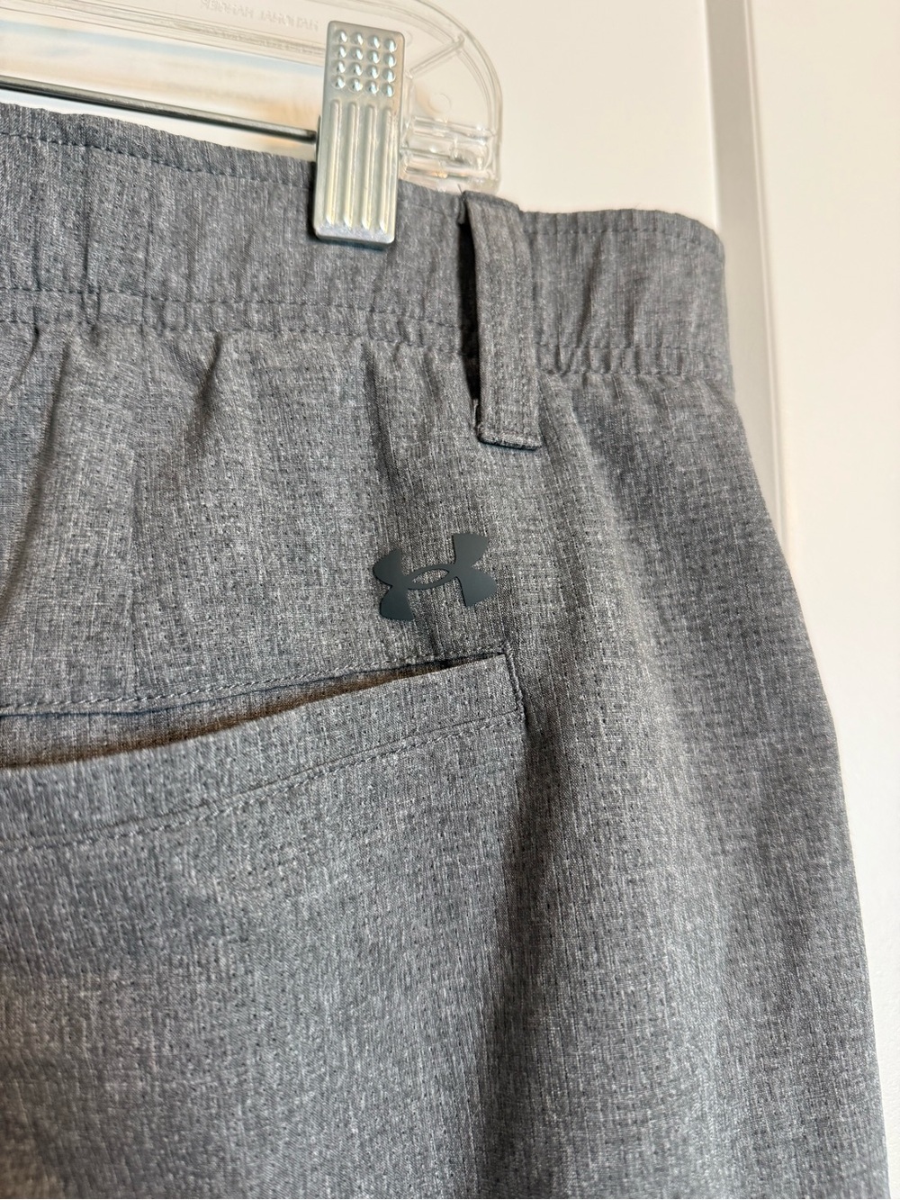 Under Armour Men's Gray Chinos 38x30 - Picture 2 of 5